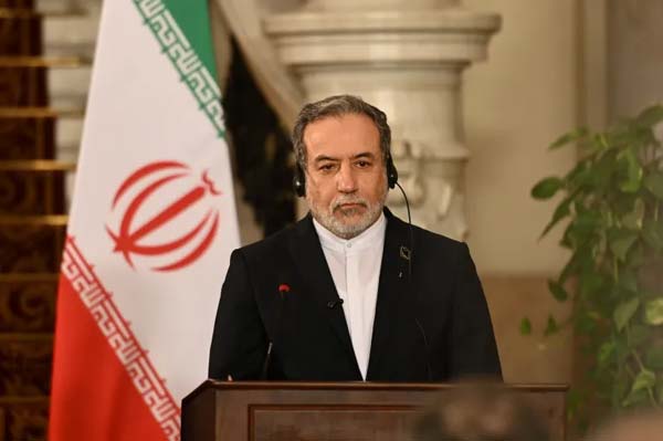 عراقجي: القوات الإيرانية تضمن تحويل الحرب إلى مستنقع لكل من يختار خوضها